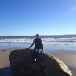 Meet your Posher, Elena